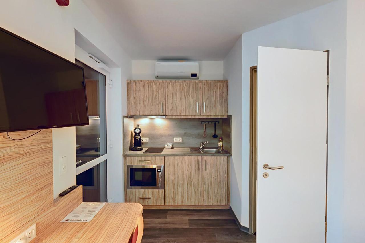 Aparthotel Smartmotel - By Quartier96 Gmbh *